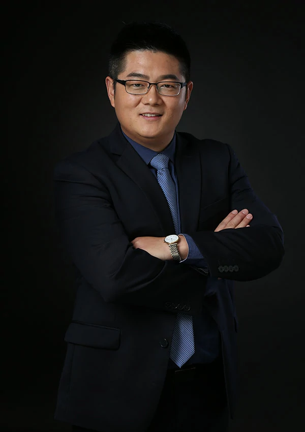 EMAC's MD-Jasper Lee